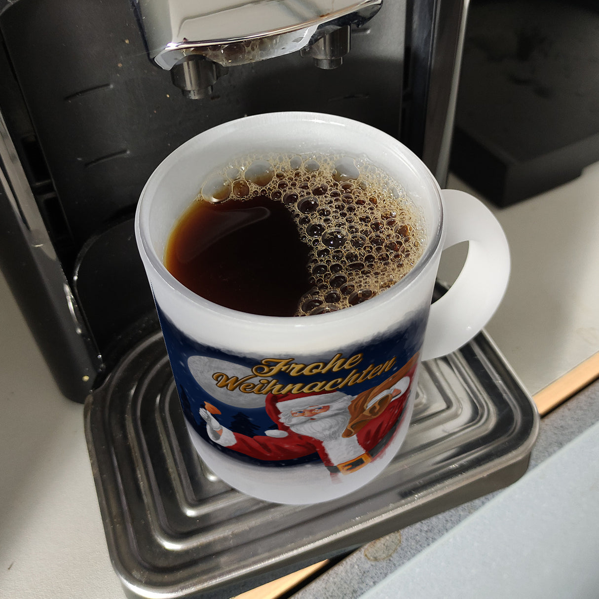 Frohe Weihnachten mit Weihnachtsmann Kaffeebecher
