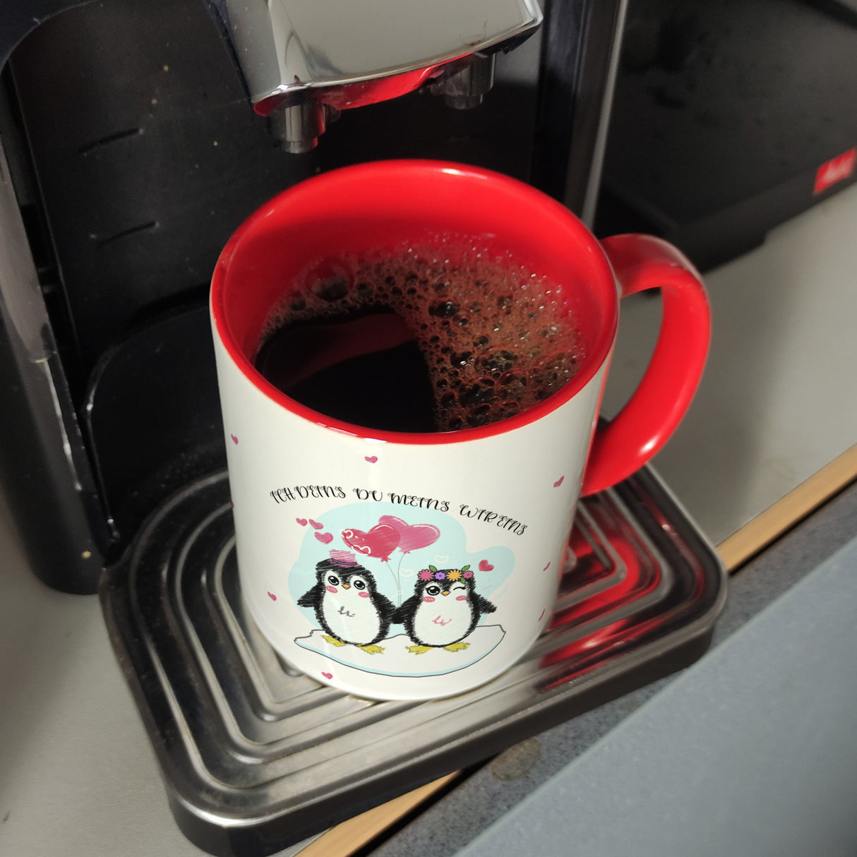 Pinguin Pärchen Kaffeebecher mit Spruch