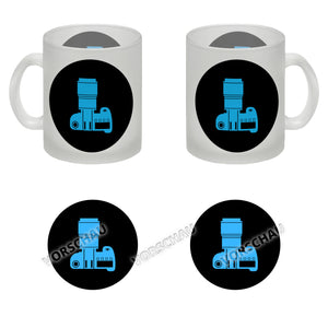 Fotografie Kaffeebecher mit Kamera Motiv