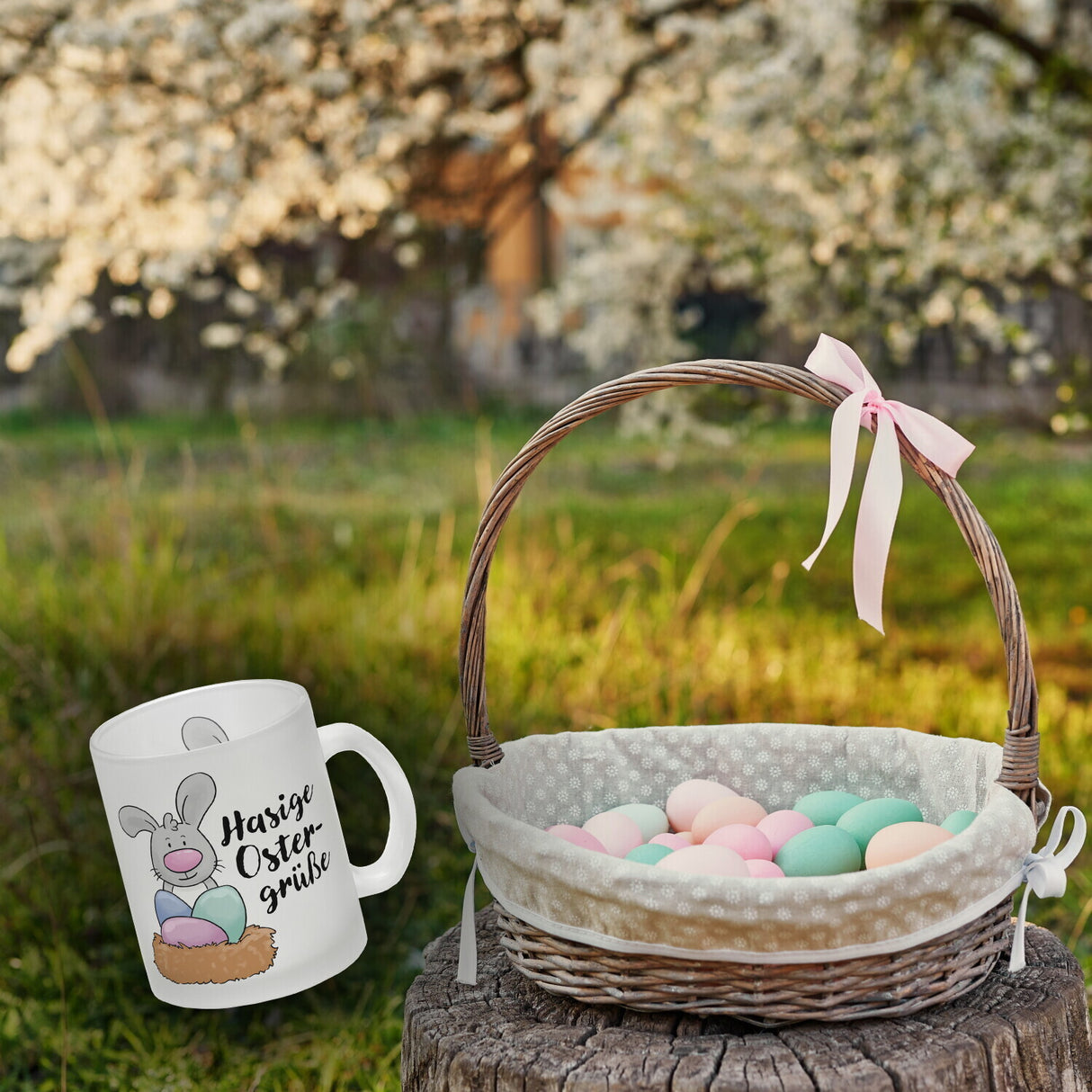 Hasige Ostergrüße Kaffeebecher mit niedlichem Osterhasen