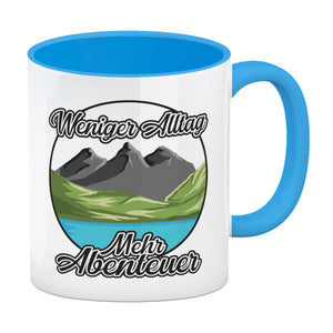 Berge und See Kaffeebecher mit Spruch Weniger Alltag mehr Abenteuer