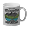 Berge und See Kaffeebecher mit Spruch Weniger Alltag mehr Abenteuer