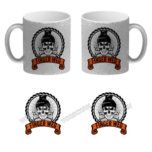 Totenkopf Finger Weg Kaffeebecher mit Banderole