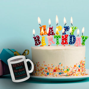 Rente 2025 Kaffeebecher eine bunte Tasse für Rentner