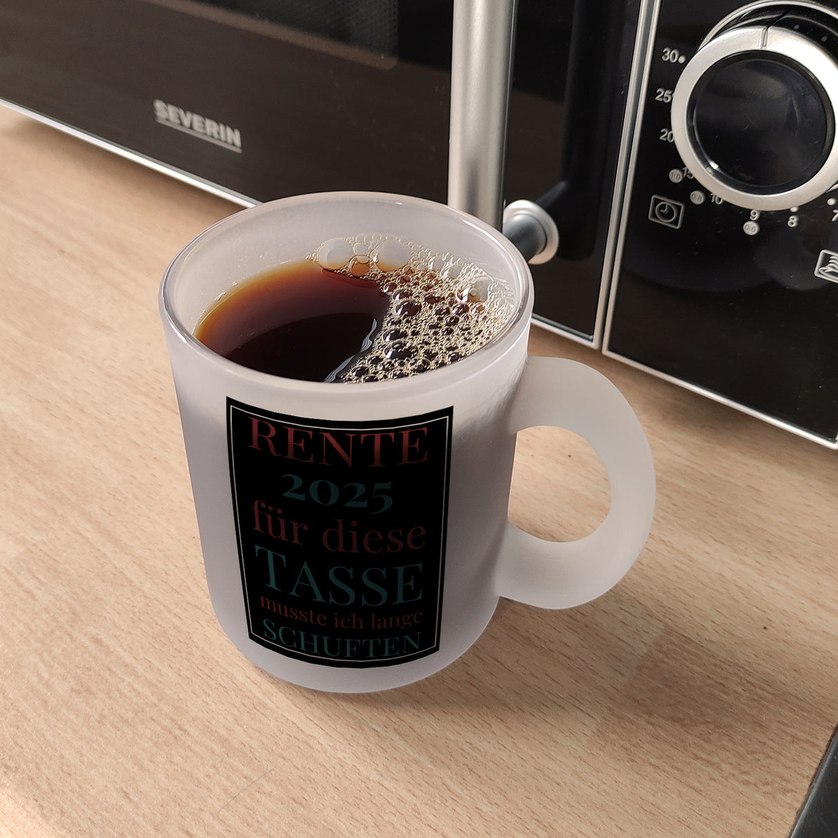 Rente 2025 Kaffeebecher eine bunte Tasse für Rentner