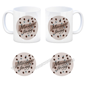 Muggefugg Malzkaffee Kaffeebecher mit Kaffeebohnen und Fliegen blau