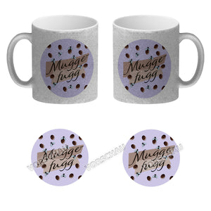 Muggefugg Malzkaffee Kaffeebecher mit Kaffeebohnen und Fliegen blau