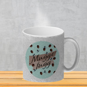 Muggefugg Malzkaffee Kaffeebecher mit Kaffeebohnen und Fliegen blau