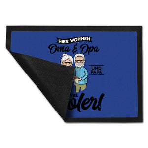 Hier wohnen Oma & Opa Fußmatte in 35x50 cm für deine Großeltern