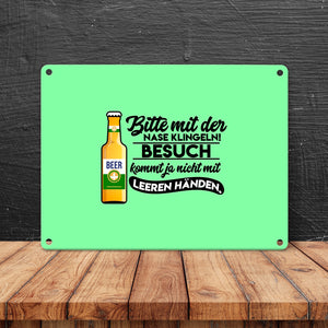 Bitte mit der Nase klingeln Metallschild in 15x20 cm in braun mit Biermotiv