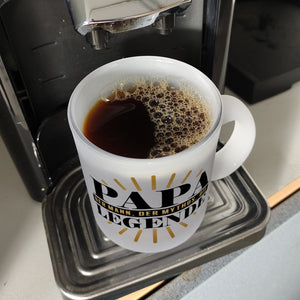 Papa der Mann der Mythos die Legende Kaffeebecher