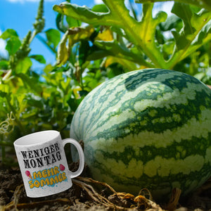 Weniger Montag, mehr Sommer Kaffeebecher