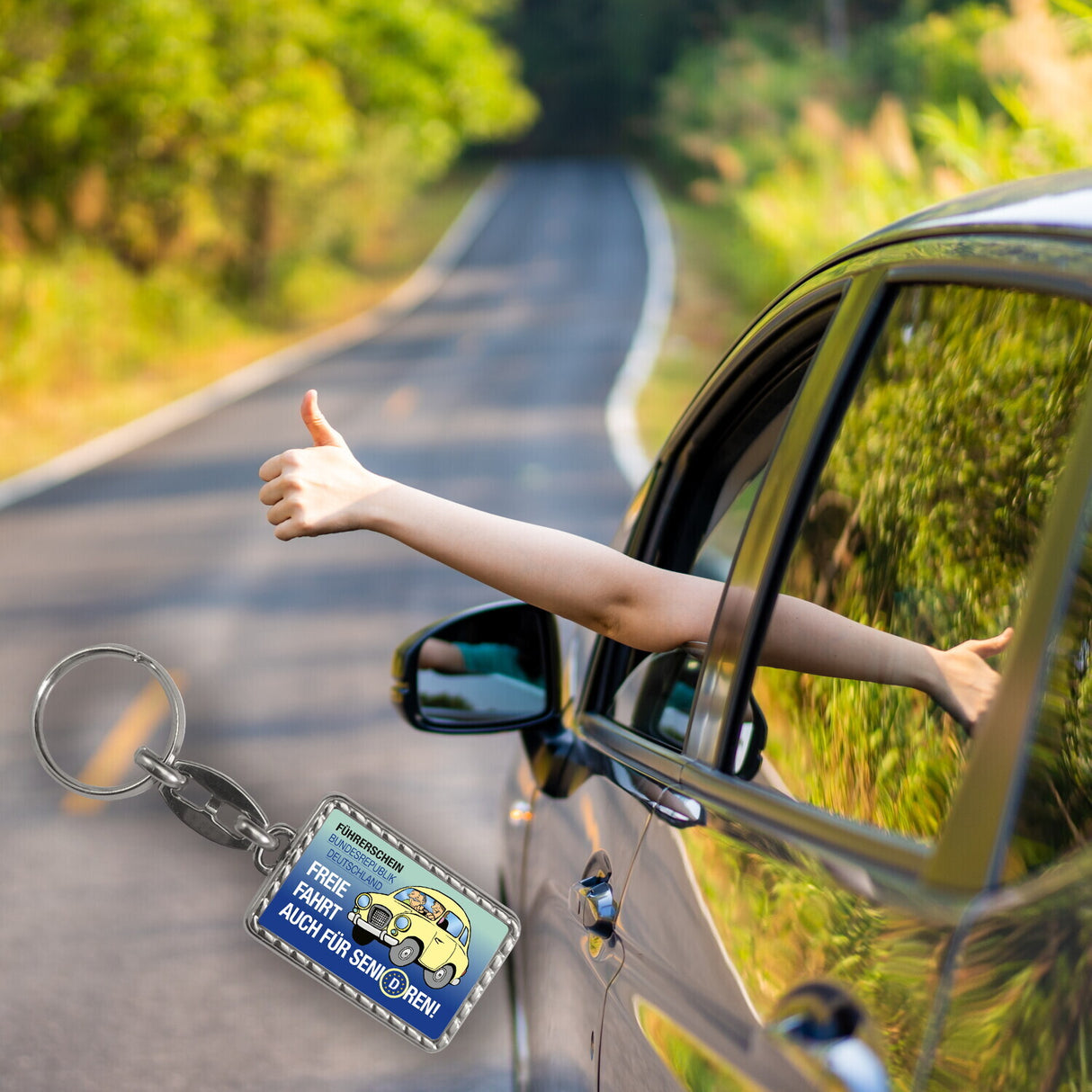 Freie Fahrt auch für Senioren Schlüsselanhänger mit Oldtimer Motiv