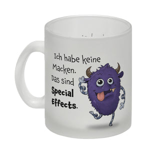 Freches Monster in lila Kaffeebecher mit lustigem Spruch