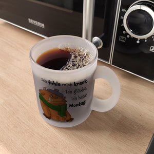 Freches Monster in orange Kaffeebecher mit lustigem Spruch