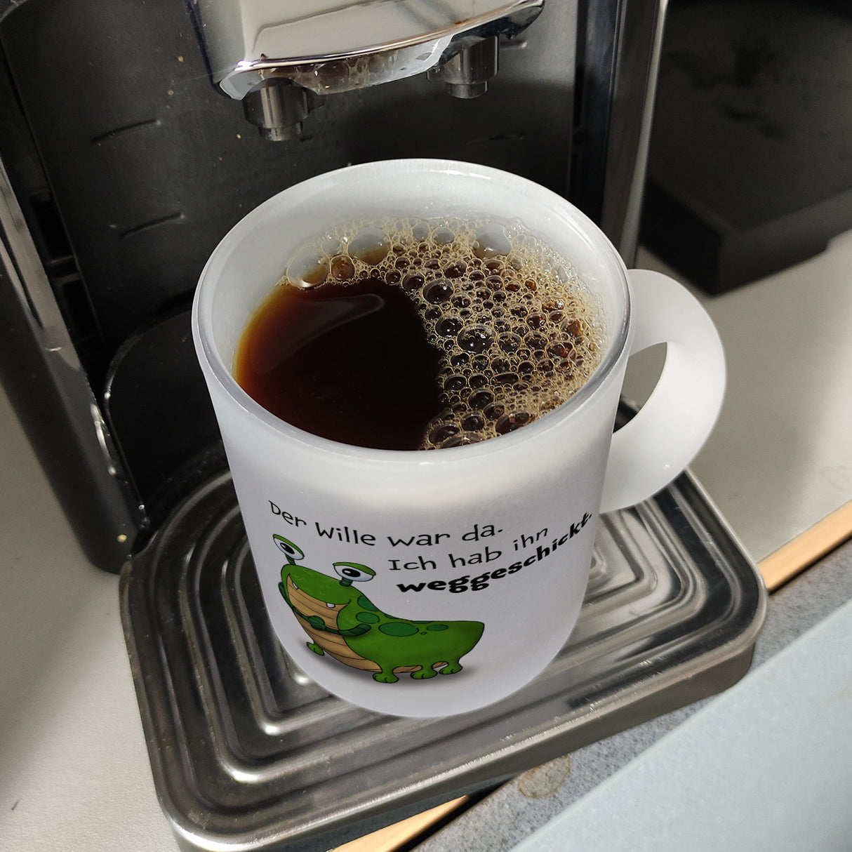 Freches Monster Kaffeebecher mit lustigem Spruch