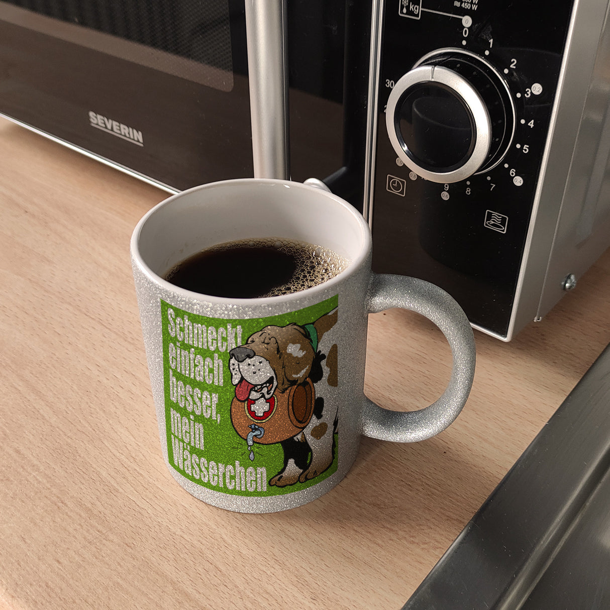 Schmeckt einfach besser mein Wässerchen Kaffeebecher