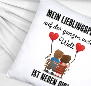 Liebespaar mit Herzballons Kissen mit Spruch