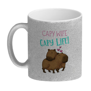 Capy wife capy life Kaffeebecher mit zwei verliebten Capybaras