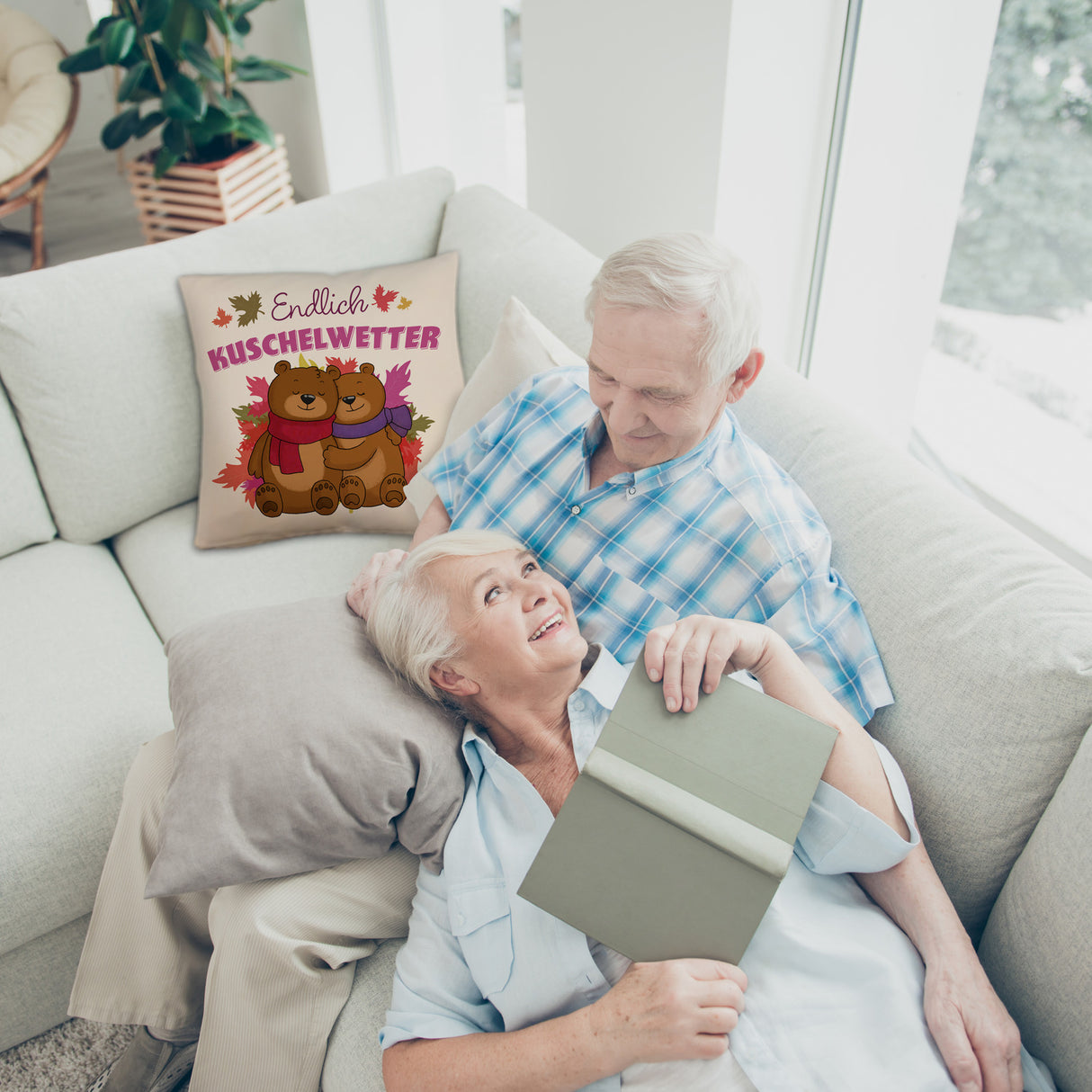 Endlich Kuschelwetter herbstliches Kissen mit Bärenpaar