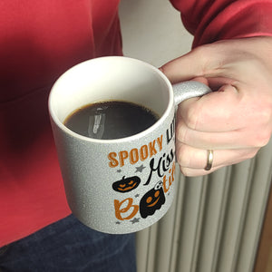 Geister Kaffeebecher mit Spruch- Spooky little Miss Bootiful