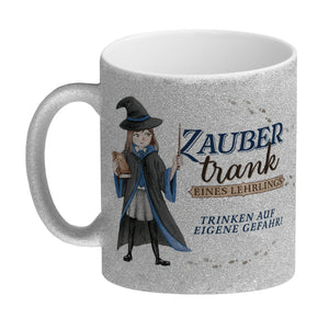 Zaubertrank Kaffeebecher mit Zauberschülerin