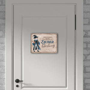 Zauberschüler Metallschild in 15x20 cm mit Spruch Hier wohnt ein Zauberlehrling