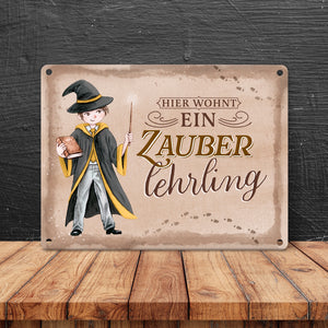 Zauberschüler Metallschild in 15x20 cm mit Spruch Hier wohnt ein Zauberlehrling