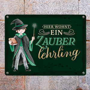 Zauberschüler Metallschild in 15x20 cm mit dunklem Hintergrund und Spruch
