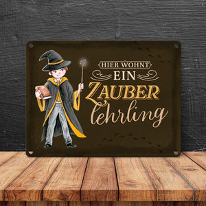 Zauberschüler Metallschild in 15x20 cm mit dunklem Hintergrund und Spruch