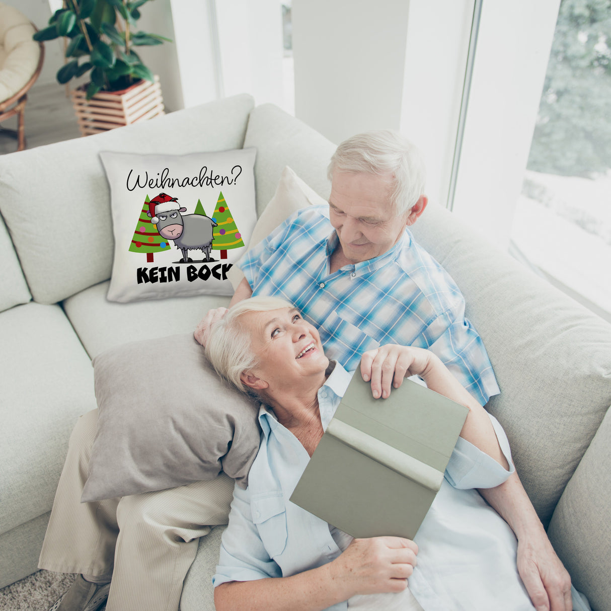 Ziegenbock mit Zipfelmütze Kissen mit Spruch Weihnachten? Kein Bock