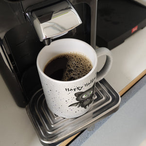 Happy Halloween Kaffeebecher mit schwarzer Fledermaus-Katze