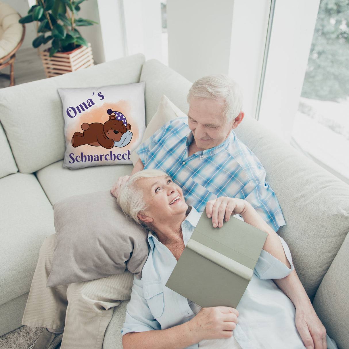 Omas Schnarchecke Bär Kissen