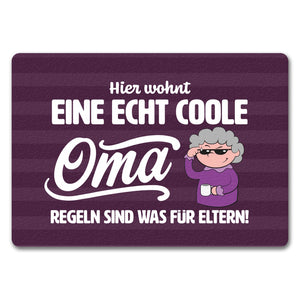 Coole Oma Fußmatte in 35x50 cm mit Spruch Regeln sind was für Eltern