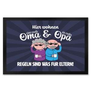 Coole Großeltern Fußmatte in 35x50 cm mit Spruch Regeln sind was für Eltern