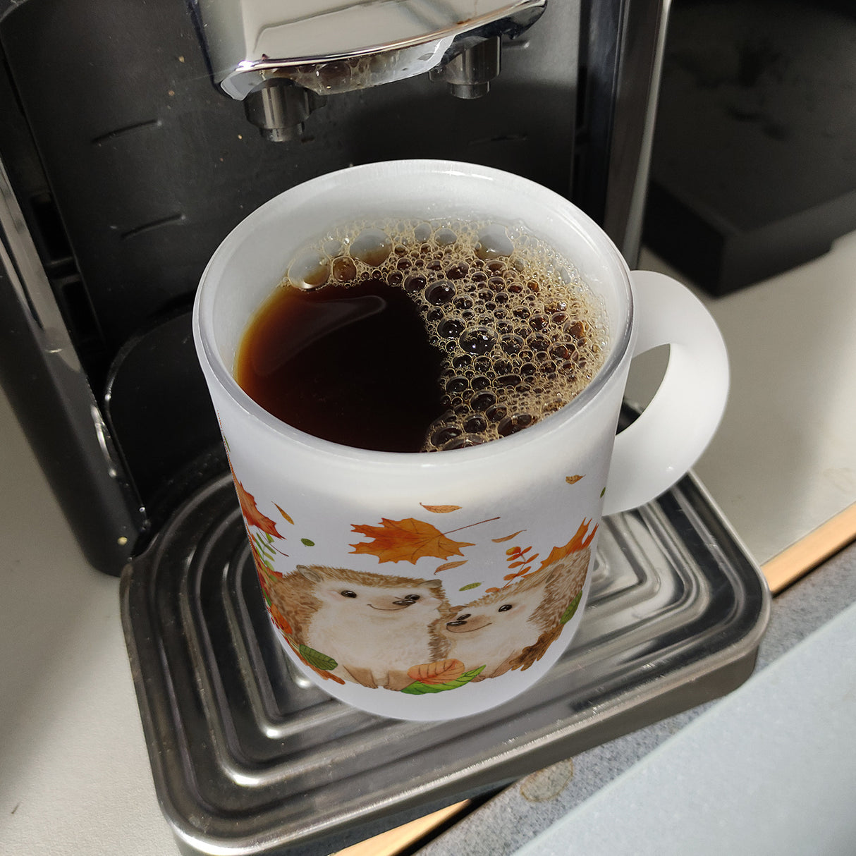 Igel im Herbst Kaffeebecher im Aquarell Stil