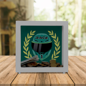 Motorsport-Helm Spardose mit Siegerkranz