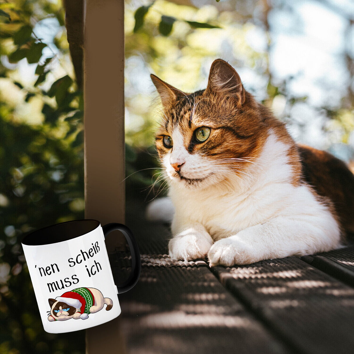 Genervter Kater Kaffeebecher mit Spruch nen scheiß muss ich