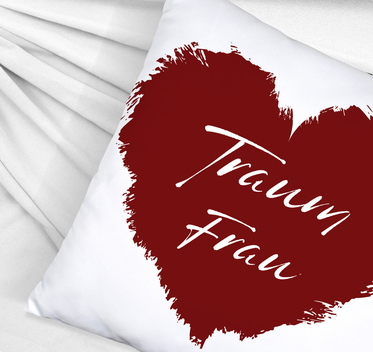Traumfrau Kissen mit rotem Herz