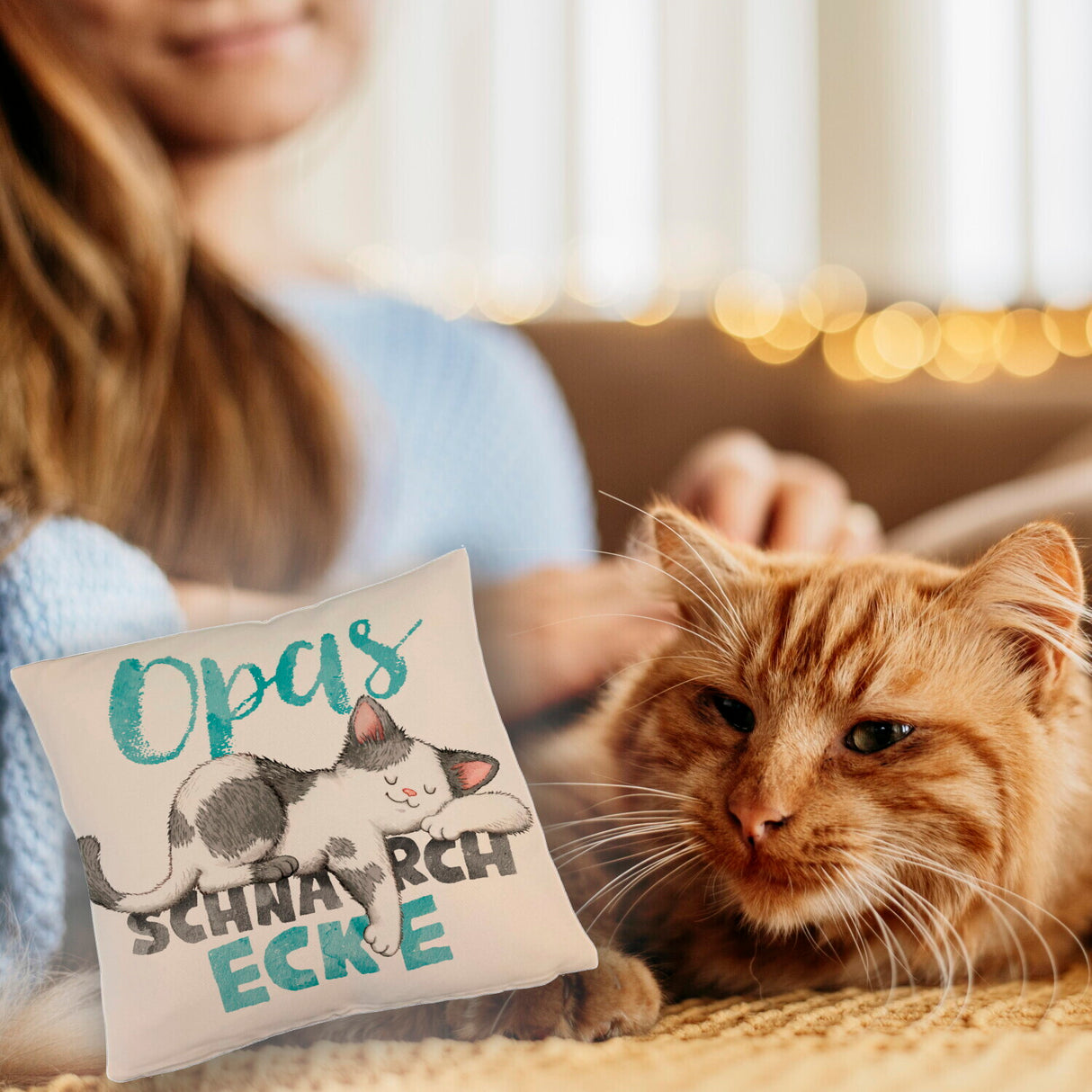Orange Katze Kissen mit Spruch Mamas Schnarchecke