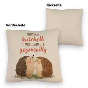 Igel Pärchen Kissen mit Spruch Beim kuscheln repariert man sich gegenseitig