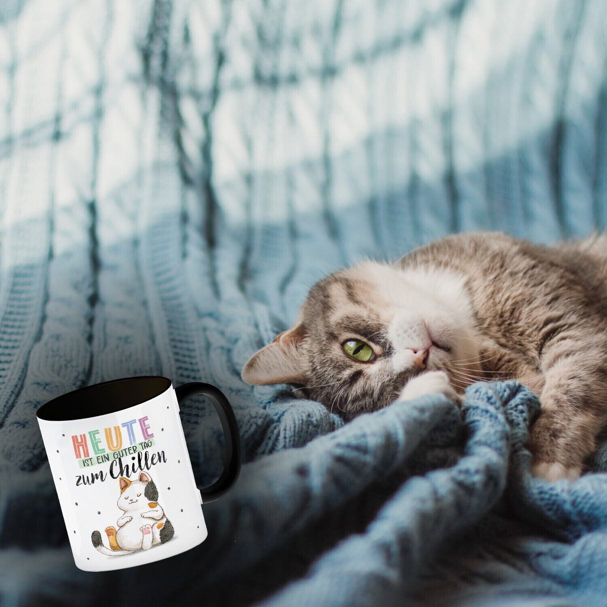 Glückskatze Kaffeebecher mit Spruch Heute ist ein guter Tag zum Chillen