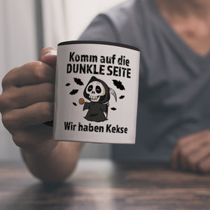 Komm auf die dunkle Seite Kaffeebecher mit Spruch Wir haben Kekse