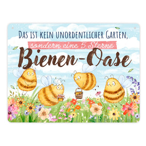 Pummel Biene Metallschild in 15x20 cm mit Spruch Bienen-Oase statt unordentlicher Garten