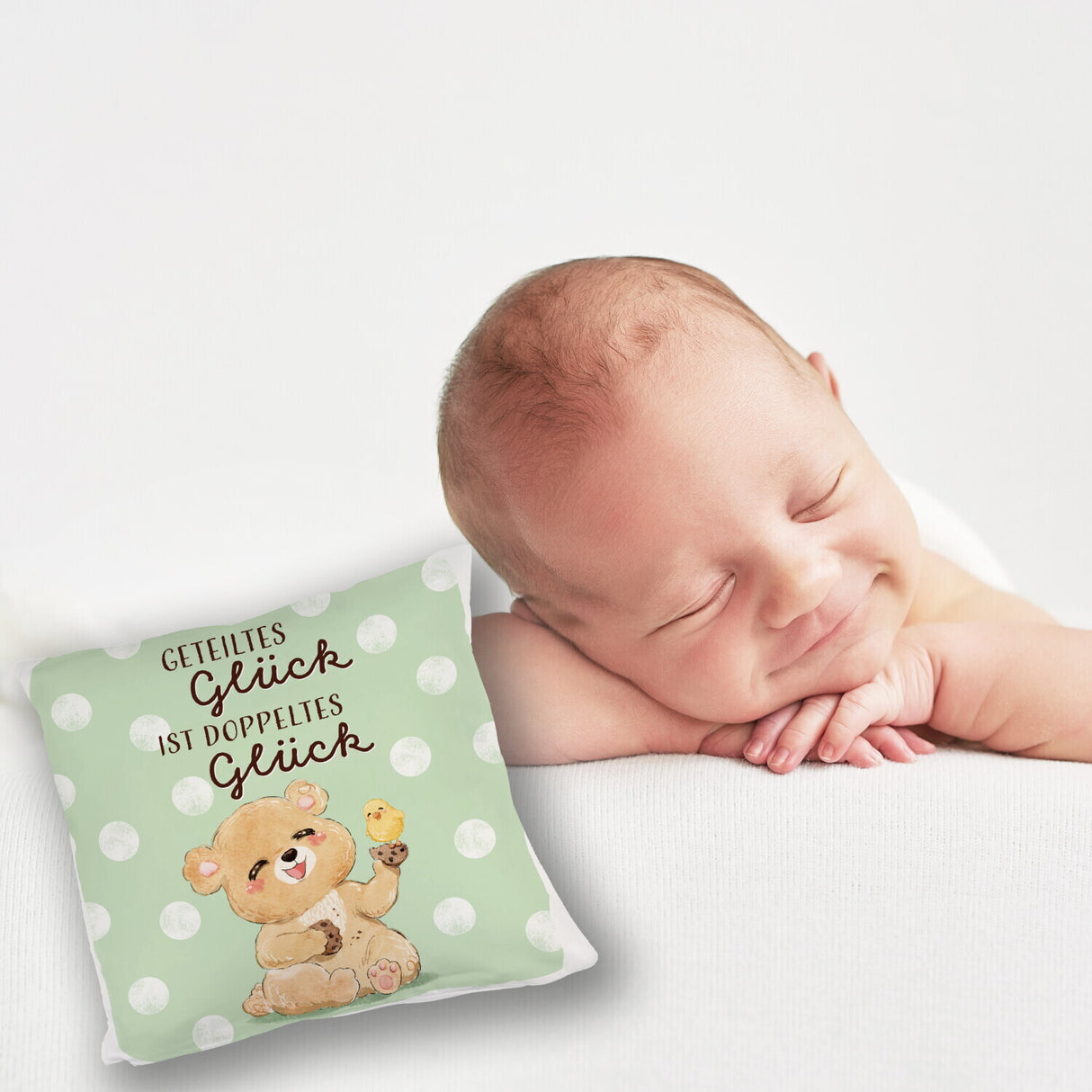 Bär Kissen mit Spruch Geteiltes Glück ist doppeltes Glück