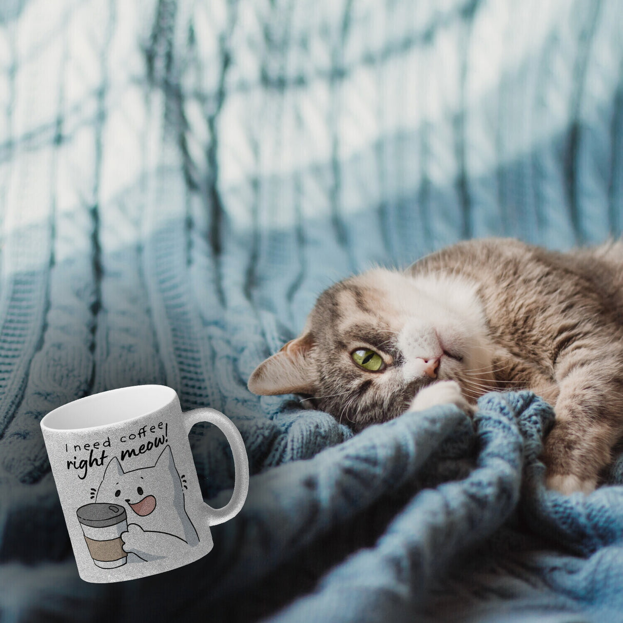 Katze Kaffeebecher mit Spruch I need coffee right meow