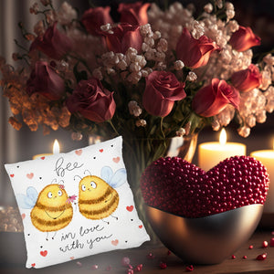 Pummel Biene Kissen mit Spruch Bee in love with you