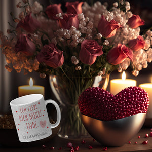 Herzen Kaffeebecher mit Spruch Ich liebe dich mehr! Ende.