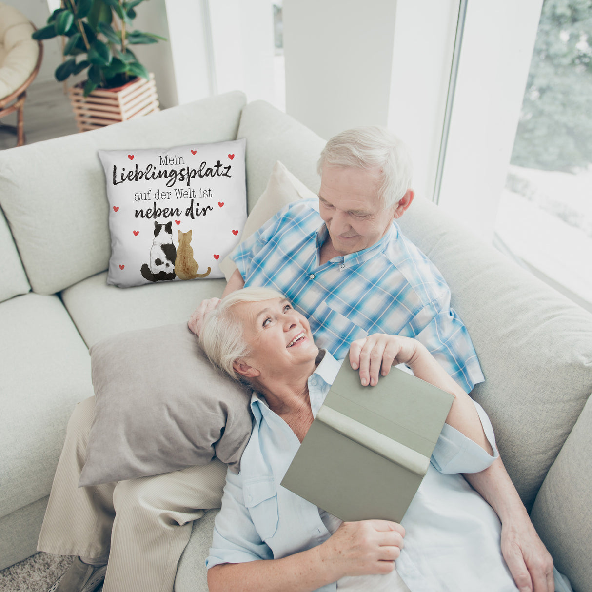 Katzenpaar Kissen mit Spruch Mein Lieblingsplatz ist bei dir