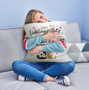 Katzenpaar Kissen mit Spruch Mein Lieblingsplatz ist bei dir